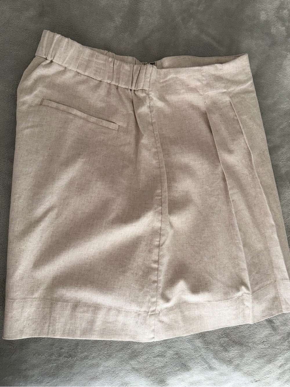 Banana Republic Pleated A-Line Women’s Skort in Light Beige - Picture 8 of 9
